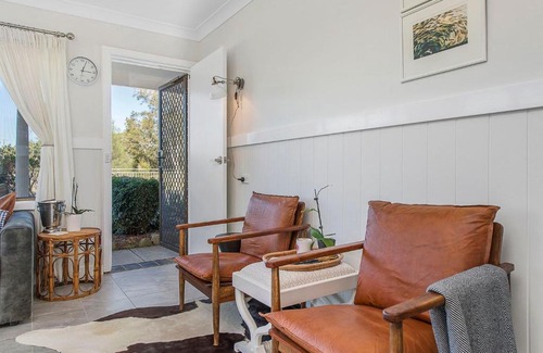 Dunbogan Apartment | Myers Inlet on Camden Head Road