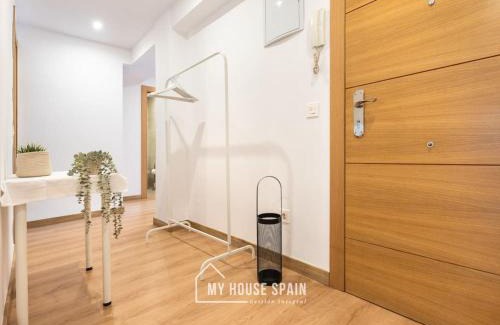 Distrito Llano Apartment | MyHouseSpain - Luminoso y amplio piso en el centro