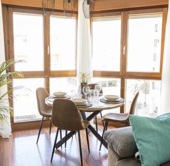 Distrito Oeste Apartment | MyHouseSpain - Playa de poniente, con vistas al mar y parking gratuito