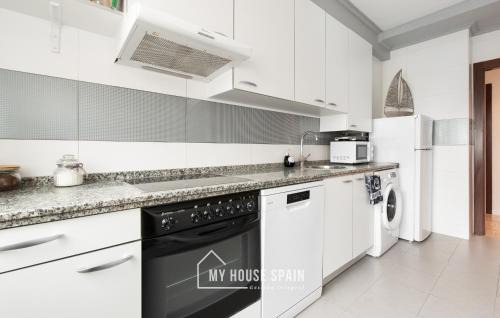 Distrito Oeste Apartment | MyHouseSpain- Precioso piso Playa Poniente