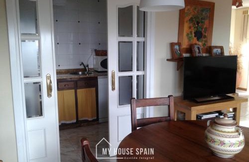 Albandi House | MyHouseSpain -Xivares, Chalet con vistas al mar