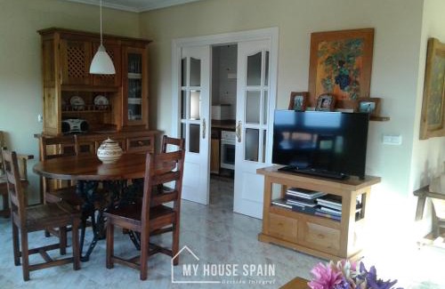 Albandi House | MyHouseSpain -Xivares, Chalet con vistas al mar