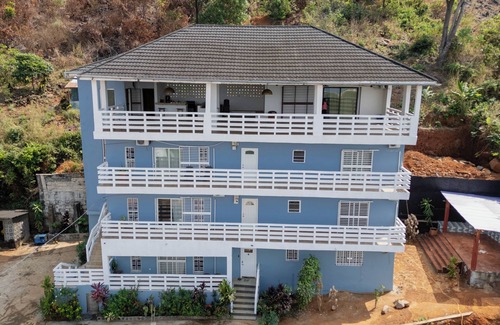 Freetown Apartment | Myneya Views Apt.c