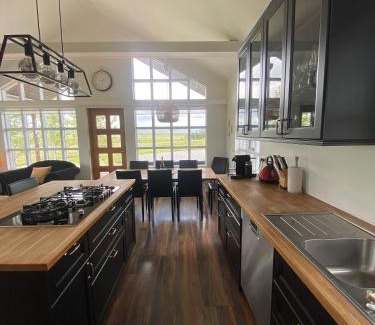 Selfoss Villa | Myrarkot Country Home