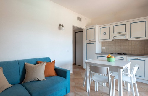 Murta Maria Apartment | Myrsine Genny - cozy flat overlooking the pool