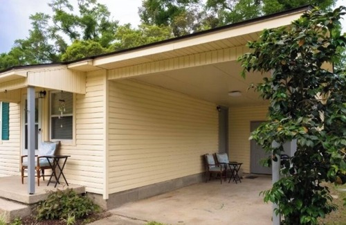 Myrtle Grove House | Myrtle Grove Hideaway