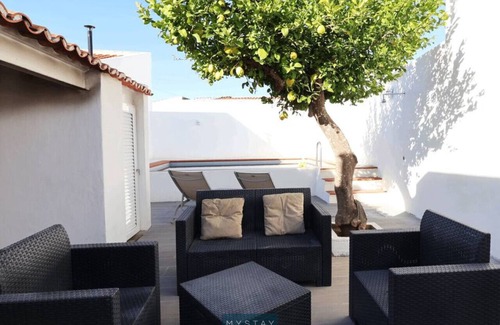 Arraiolos House | MyStay - Twin BunkBed Interior