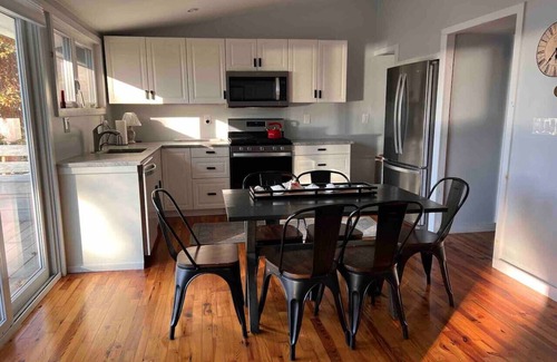 Mystic - New London House | Mystic Magical Sunsets awaits your arrival