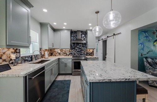 Little Venice House | Mystic Waters~ Open Ocean Views, Private Pool!