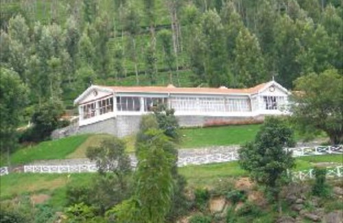Fern Hill Hotel | Mystique Ville