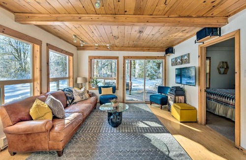 Skykomish House | Mysty Mountain Cabin on River Near Stevens Pass!