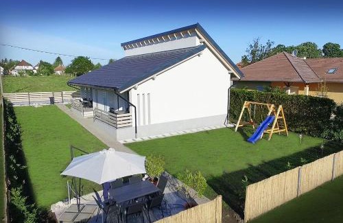 Balatonbereny Apartment | Nádirigó Apartman Balatonberény