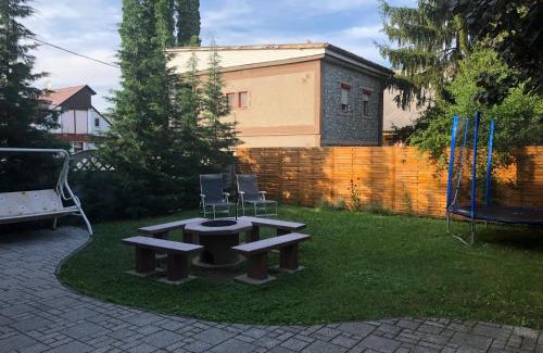 Zsorifurdo Apartment | Négy évszak apartmanház