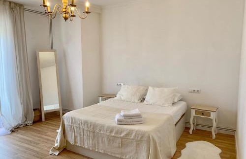Celanova Apartment | N&E - Home Celanova AVD San Rosendo