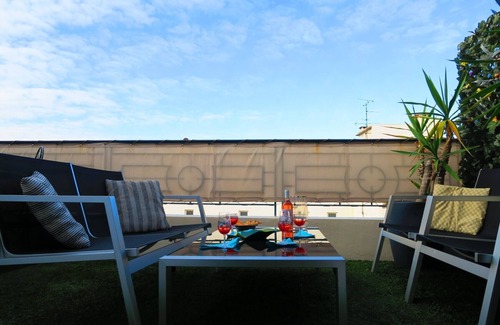 Gambetta Apartment | N&J - ANDRIOLI TERRASSE - Close sea - Top floor