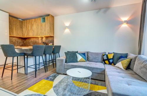Smolyan Apartment | N.Joy Holiday Apartment 534 by Oak Residence