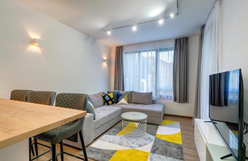 Smolyan Apartment | N.Joy Holiday Apartment 534 by Oak Residence