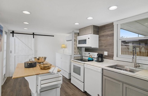 Buena Vista House | n NO SHARING !This Casita is totally Private. . Yard and Screened Lanai n