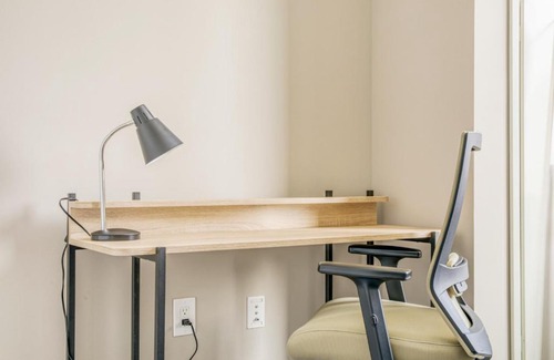 West End Apartment | N Station 1BR w Gym WD nr TD Garden BOS-638