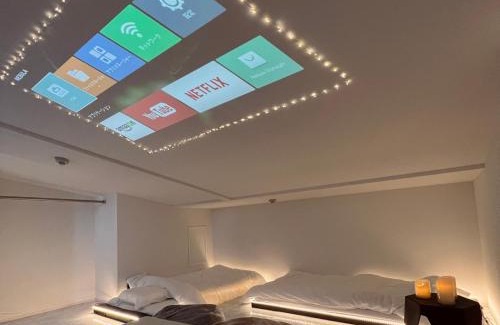 Ichinomiya Villa | N vacation stay サウナBBQ付き一棟貸ヴィラ2名2万から ペット可 100インチ超え大画面シアター