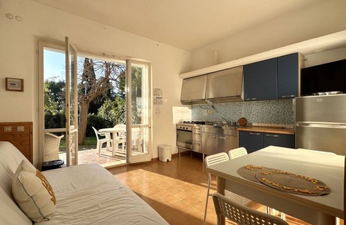 Villaggio Taunus Apartment | N205 - Numana, delightful two-room apartment with garden