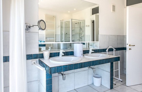 Villaggio Taunus Apartment | N265 - Numana, wonderful panoramic villa with garden