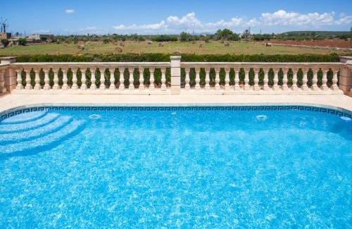 Ses Salines Villa | Na frare casa de campo