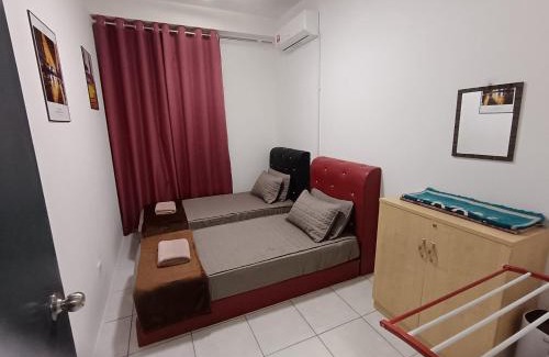 Kampung Rawa Apartment | Naanee Homestay near Putrajaya Cyberjaya - musleem only