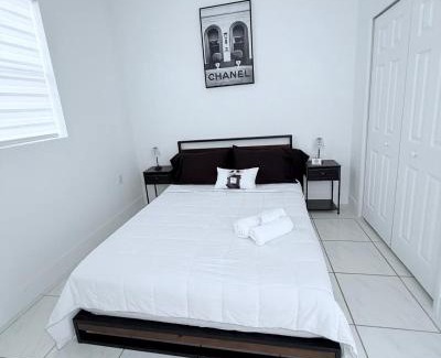 Town 'n' Country Apartment | Nacho Apartment