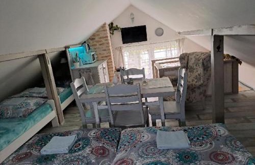 Valtice Apartment | NAD STARÝM SKLEPEM