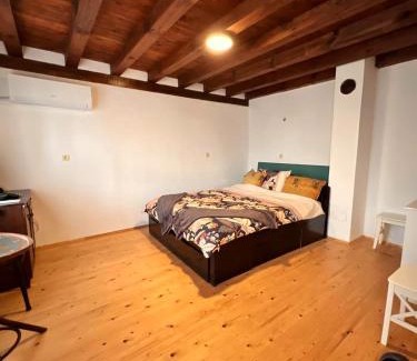 Pavel Banya House | Nadejda Guest House in Tyzha