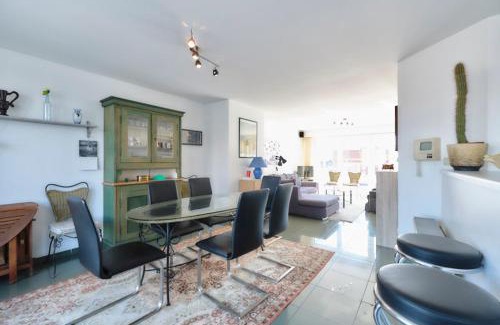 Ostend City Centre Apartment | Nadia Sunny Side
