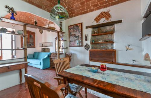 Marciana Apartment | Nadine - Bilocale In Centro