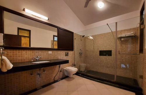 Ramnagar Hotel | Nadiya Parao Resort, Corbett