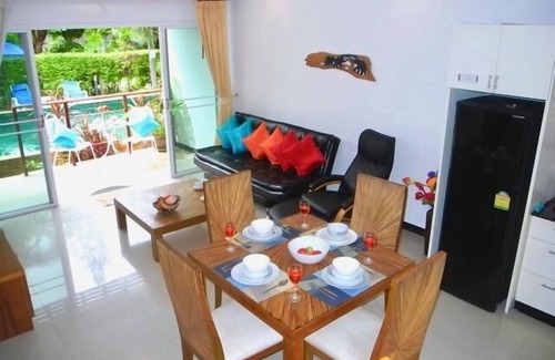 Nai Harn Apartment | Nai Harn : 1 bedroom apartment close to