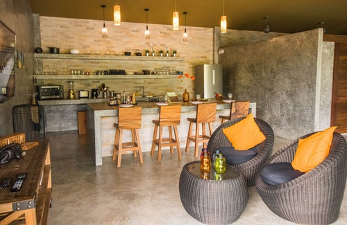 Ban Sakhu Villa | Naiyang unique loft pool villa