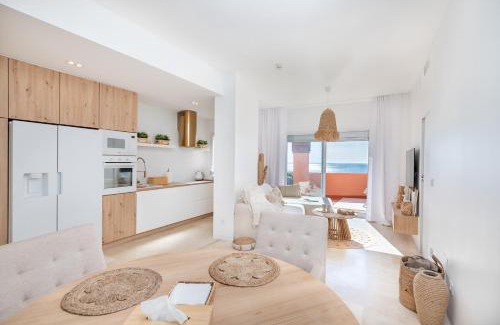 Puerto de la Duquesa Apartment | Najlepsze widoki - apartment na plaży 2 sypialnie