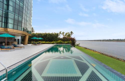 Nakhon Phanom Hotel | Naka-Raj Escape Hotel