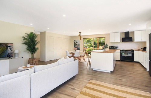 Burringbar House | Nala ~ A Luxury Hinterland Home W/free WIFI & pool