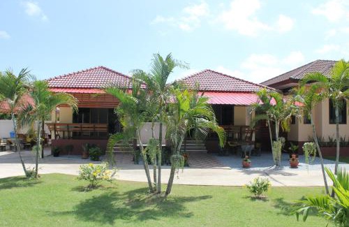 Rayong Apartment | Naluemon Village FH 1
