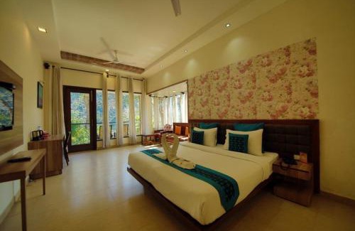 Dhunar Gaon Resort | Namami Ganges Beach Resort & Spa