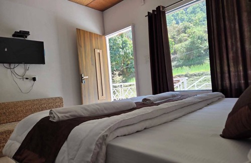 Narainkoti Hotel | Namami Kedara Resort