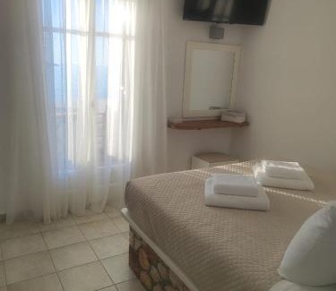 Pachena House | NAMASTEmilos