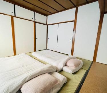Higashinari Apartment | Namba Shinsaibashi 10 mins Osaka Castle East