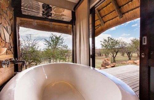 Ladysmith Cabin | Nambiti Hills Private Game Lodge