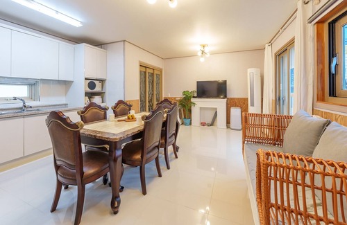 Namhae House | Namhae Elsia Pet Pool Villa Pension