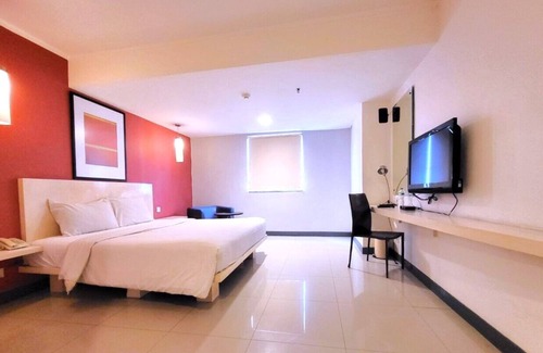 Mangga Besar Hotel | NamRoom.id Hotel at Glodok Plaza