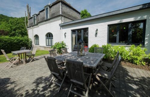Hastiere-Lavaux House | Namur Mansion by the Meus