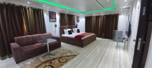 Dansoman Bed & Breakfast | Nap Apartment Hotel
