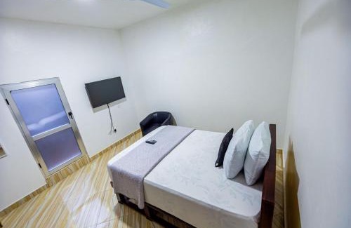 Dansoman Bed & Breakfast | Nap Apartment Hotel